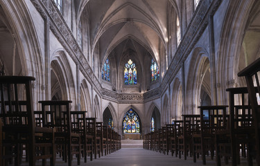 Poster - Architecture and grandeur of Cathedrals and Temples in France