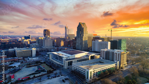 Fotomural Raleigh, North Carolina, USA Drone Skyline Aerial