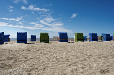 Wall Mural - Strandkörbe am Strand in Föhr 3