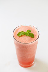 Canvas Print - smoothie with fruit and mint