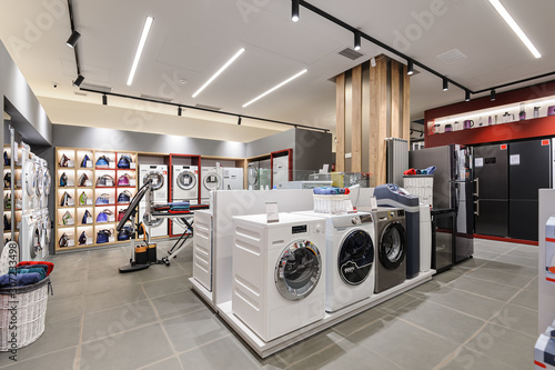 Cuadros en Lienzo Premium home appliance store interior