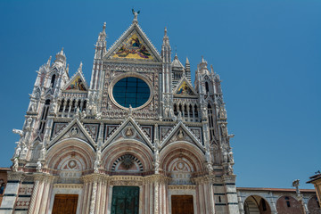 Wall Mural - Duomo di Siena, the cathedral of Siena