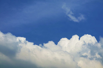 white pure heap cloud sunshine in the blue sky and sunlight