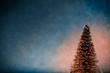 Metalowe drzewko, Boże Narodzenie, choinka, rozmyte tło z miejscem na tekst
