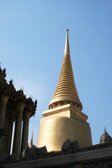 Wall Mural - A golden pagoda in Grand Palace