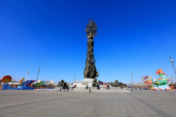 Wall Mural - Phoenix Sculpture in the Park, Tangshan City, Hebei Province, China