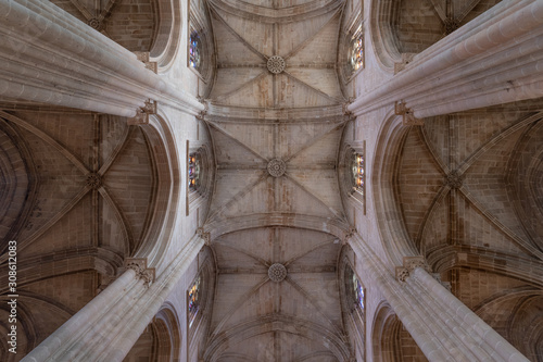 Cuadros en Lienzo Majestic pointed arches, piers, triforium, clerestory, ribbed vaulting, nave lan