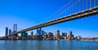 San Francisco Bay Bridge mit der Innenstadt von San Francisco