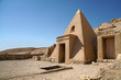 Kleine Pyramide in der Stadt der Arbeiter, Deir el-Medina, bei den Gräbern der alten Ägypter in den thebanischen Bergen in Luxor