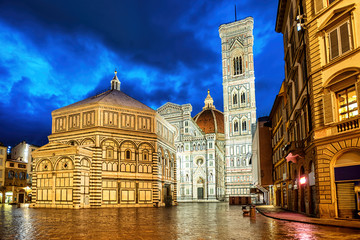 Wall Mural - Santa Maria del Fiore cathedral in Florence, Italy