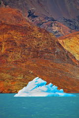 Wall Mural -  The blue-white iceberg