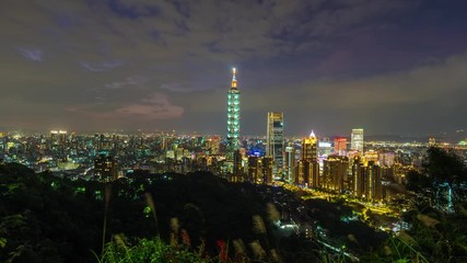 Fototapete - Time lapse of Taipei skyline in Taiwan.