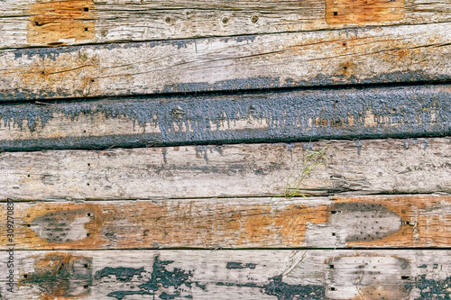 Fotografía industrial textured detail wooden heavy train sleepers