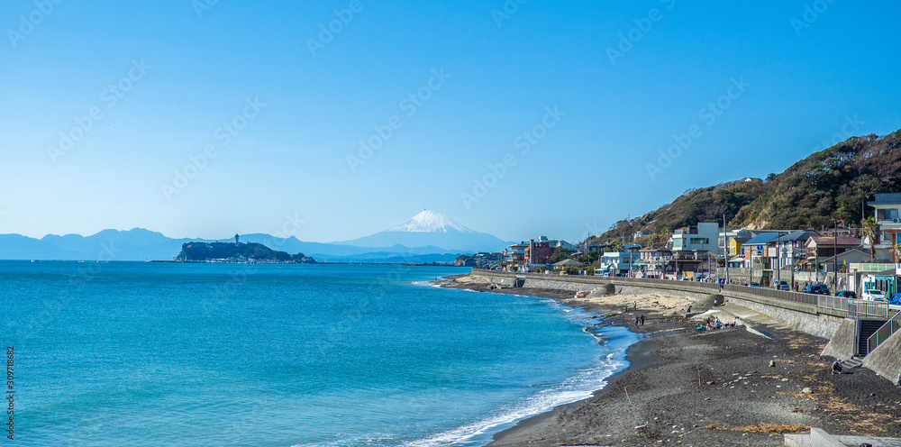 Scenery Of Kamakura Yuigahama Beach At Kamakura Japan Yuigamahama scenery-of-kamakura-yuigahama-beach-at-kamakura-japan-yuigamahama