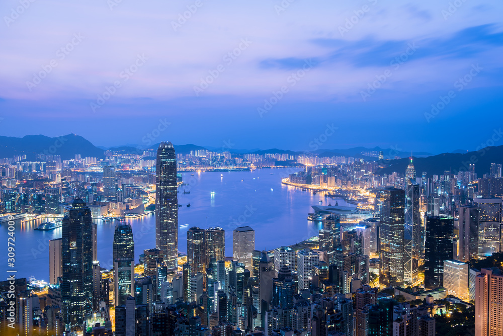 Hong Kong modern cityscape sightseeing view from Victoria peak before sunrise.	 - obrazy, fototapety, plakaty 