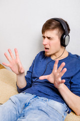 Canvas Print - Young Man in Headphones