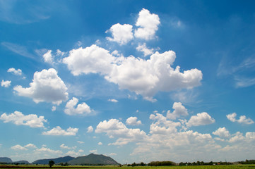 beautiful cloud and sky with Mountain