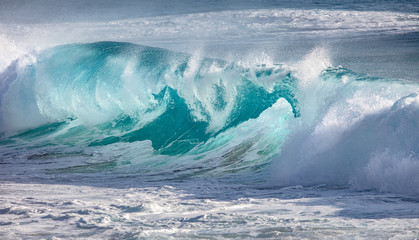 Wall Mural - beautiful surfnig shorebreak ocean rough wave