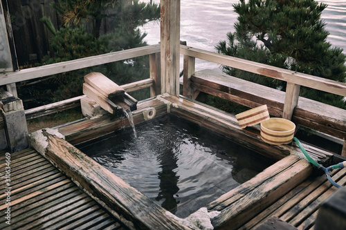 Cuadros en Lienzo Japanese open air hot spring