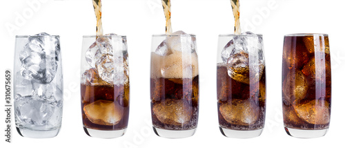 Fotomural cola of Soda glass ice cold soft drink with bubbles on white isolated