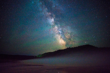 Wall Mural - Milky way over Yellowstone national park