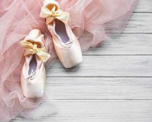 Pointe ballet shoes