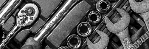 Cuadros en Lienzo Black and white men tools background