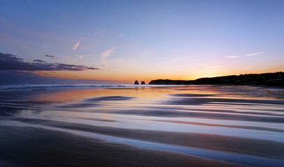 Canvas Print - Sunrise reflection on Hendaye beach 