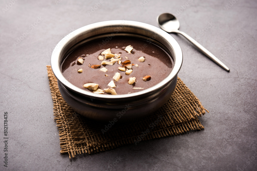 Foto de Stock Sweet Ragi Malt / Healthy Ragi Porridge in a bowl ...