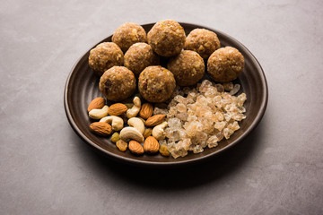 Wall Mural - sweet Dink laddu also known as Dinkache ladoo or gond ke laddoo made using edible gum with dry fruits 