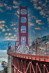 Fototapete - Traffic on Golden Gate Bridge in San Francisco