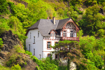 Canvas Print - Half-timbered Home in Sankt Goar Germany displaying typical German architecture