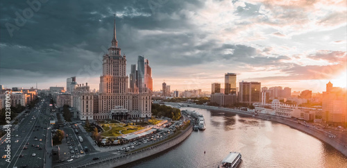 Fotomural Moscow in winter and summer from a bird's eye view