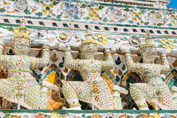 Wall Mural - Giant statue at Wat Arun (Sunrise Temple), Bangkok, Thailand.