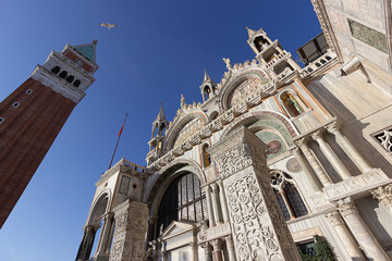 Wall Mural - Spectacular wide angle view of the bell tower and the Basilica of San Marco in Venice