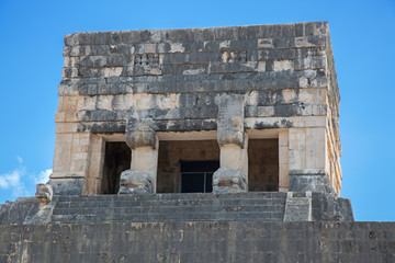 Wall Mural - Chichen-Itza