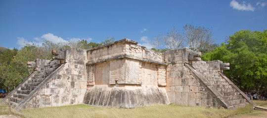 Wall Mural - Chichen-Itza