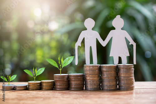Fotografía old couple model standing on money coins saving for concept investment mutual fu
