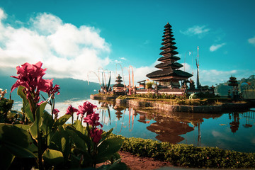pura ulun danu bratan hindu temple in bali, indonesia