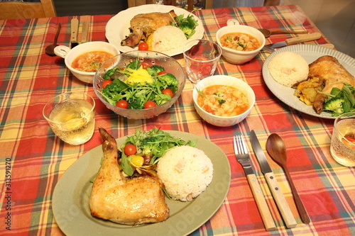 クリスマスの手作りチキンディナー Buy This Stock Photo And Explore Similar Images At Adobe Stock Adobe Stock クリスマスの手作りチキンディナー Buy This Stock Photo And Explore Similar Images At Adobe Stock Adobe Stock