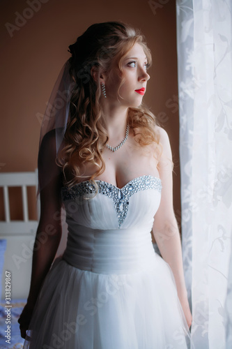 red lips white dress