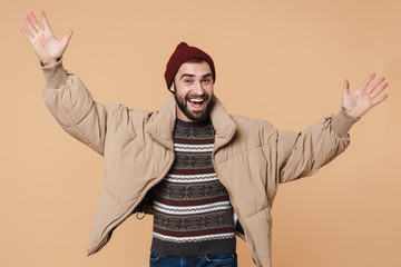 Poster - Portrait of a happy young bearded man