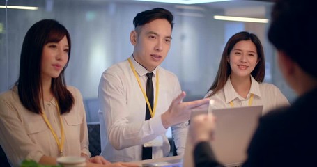 Wall Mural - asian young Business people working in office