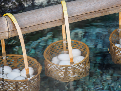 群馬県 草津温泉 温泉卵 Adobe Stock でこのストック画像を購入して 類似の画像をさらに検索 Adobe Stock 群馬県 草津温泉 温泉卵 Adobe Stock でこのストック画像を購入して 類似の画像をさらに検索 Adobe Stock