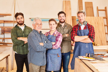 Poster - Erfolgreiches Handwerker Team in Werkstatt