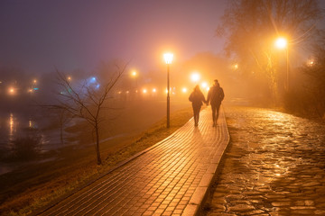  Magical evening light walk in the fog.