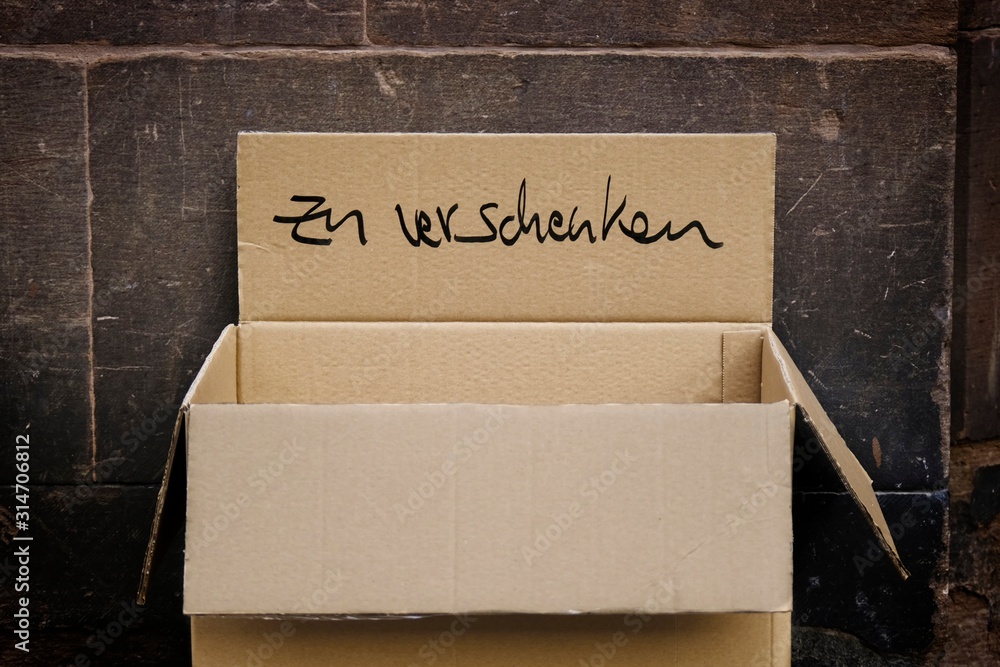 Carboard box with german inscription 