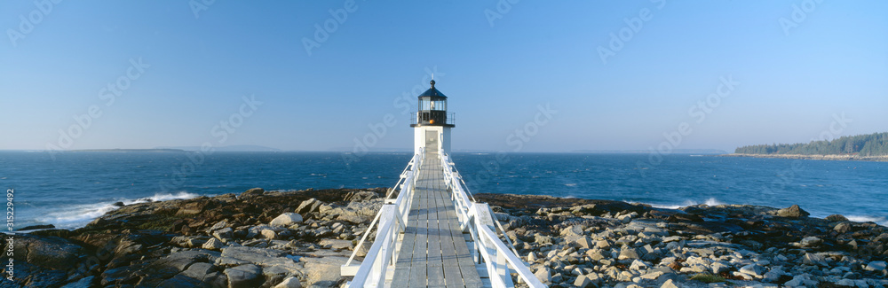 Marshall Point Lighthouse from 1832, Penobscot Bay, Port Clyde, Maine - obrazy, fototapety, plakaty 