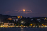 Fototapeta Konie - Red Moon On Istanbul