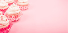 Valentine Day Love Cupcakes